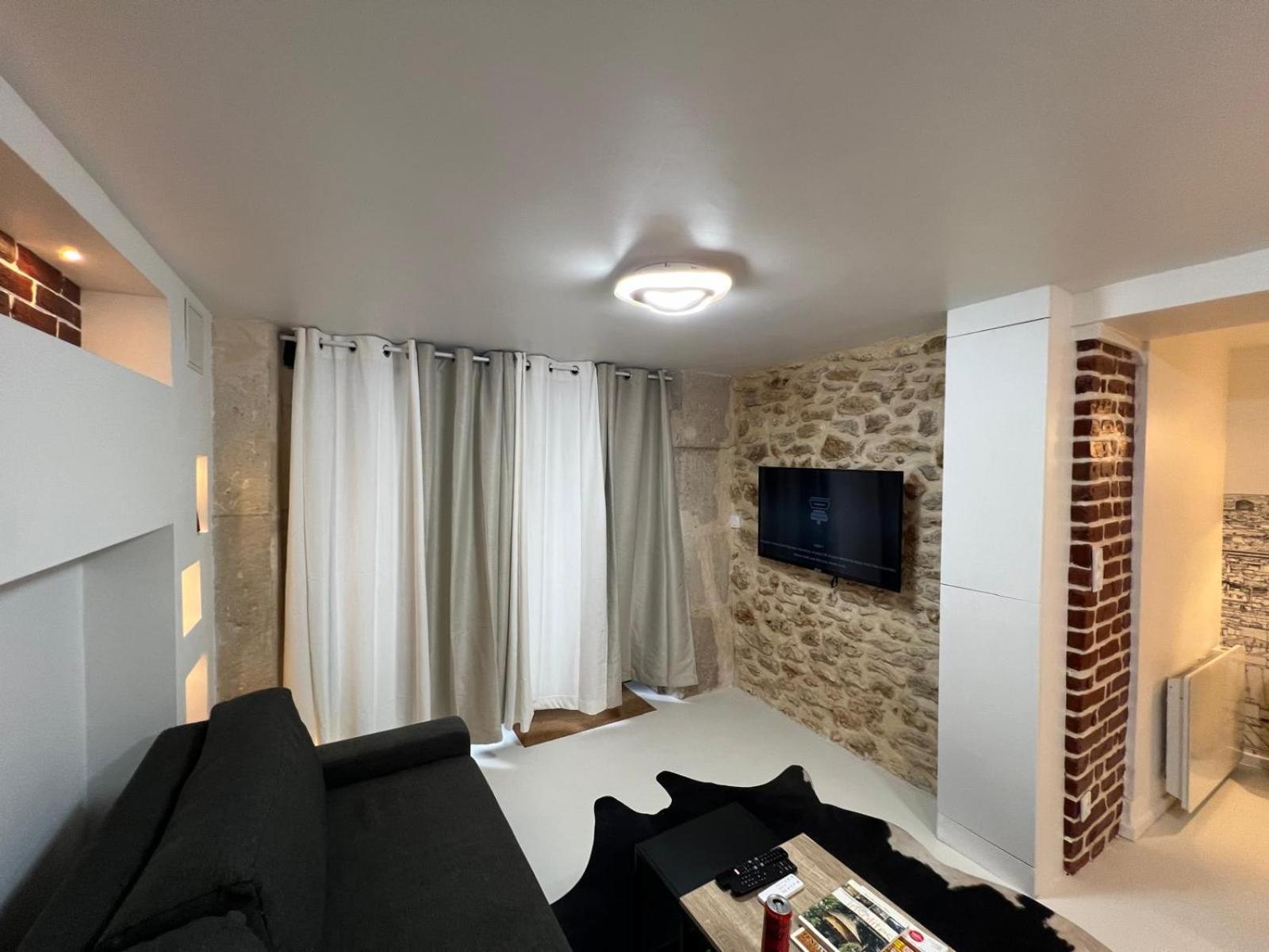 Appartement Design Quartier Montmartre-Sacre-Coeur! Paris Xviiie Exterior photo