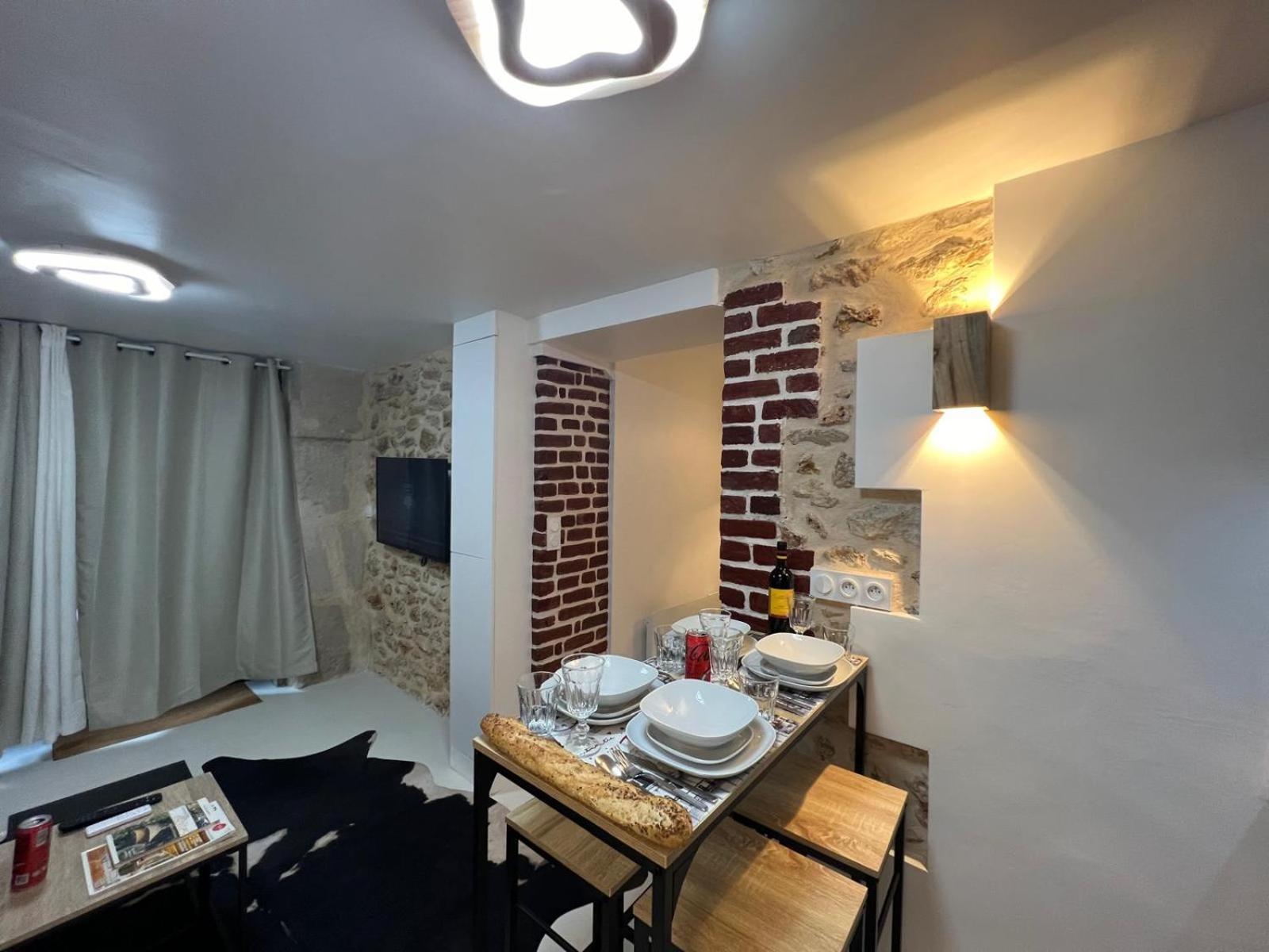 Appartement Design Quartier Montmartre-Sacre-Coeur! Paris Xviiie Exterior photo